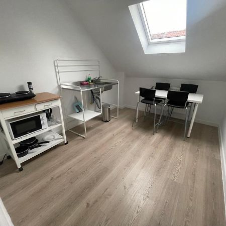 Schaerbeek Room 1 布鲁塞尔 外观 照片